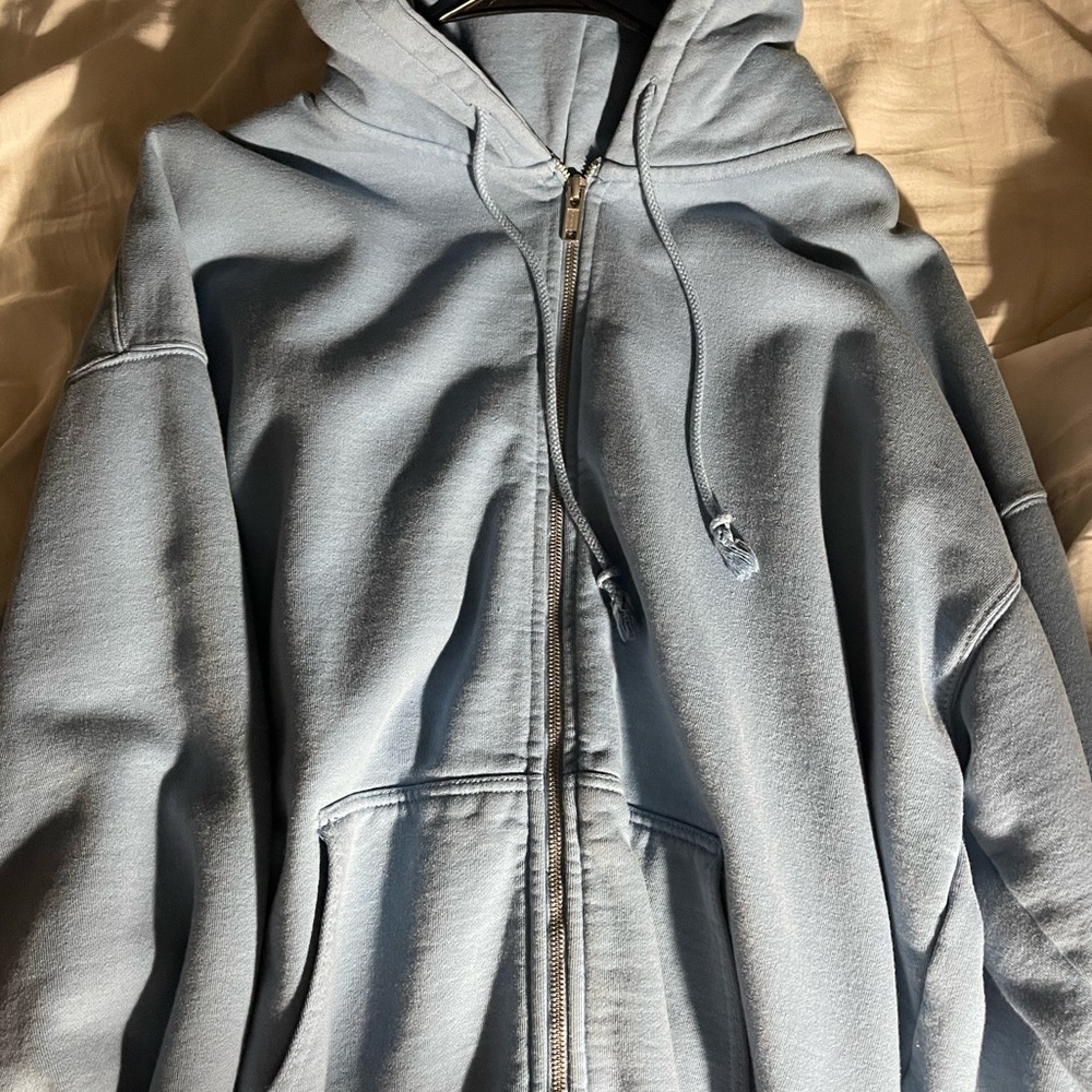 COPY - brandy melville blue sweater one sized